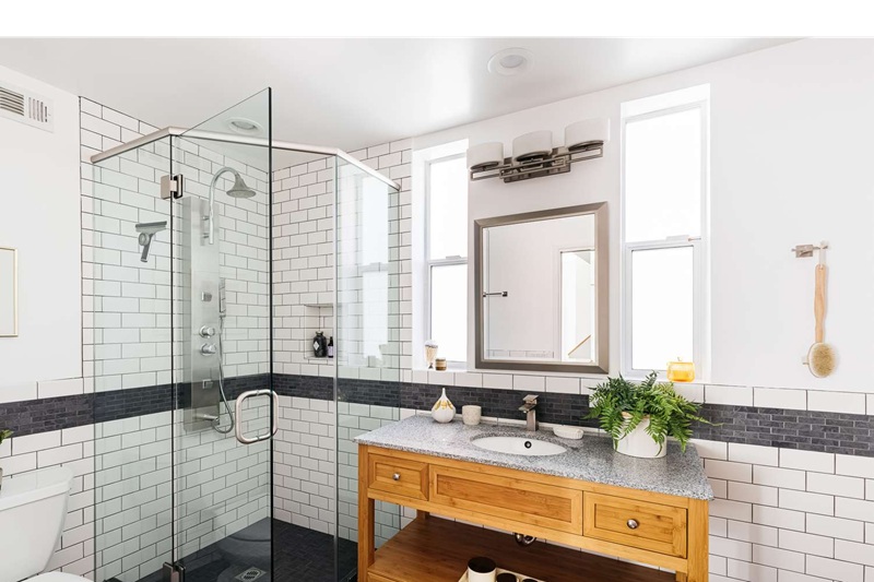 Desain Kamar Mandi Shower Minimalis yang Fungsional dan Aesthetic
